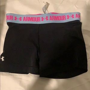 Under armour spandex shorts